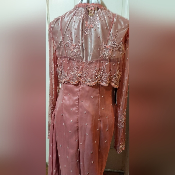 Landmark beaded evening dress with jacket - Picture 4 of 15